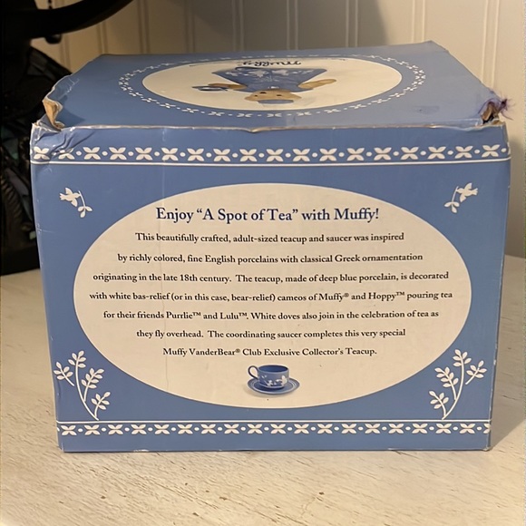 Muffy Vanderbear tea cup & saucer in box spot of tea - Picture 8 of 9